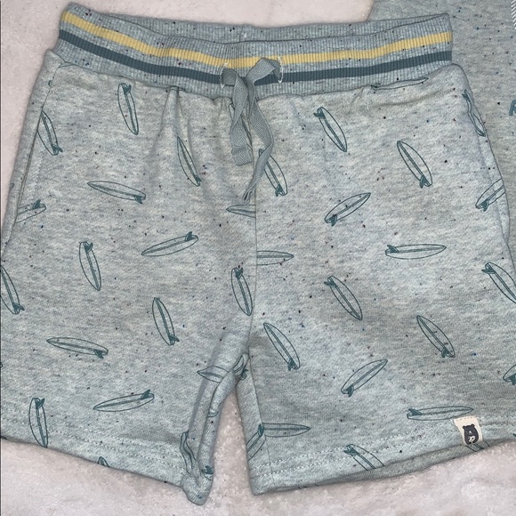 NWT Rabbit & Bear 2pc Short Set 4T Boys Beach Blue
Rabbit + Bear - Picture 3 of 13